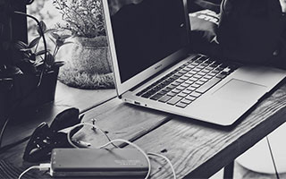 KAIYUNAPP-博卡阵型扁平，后场传导缺乏层次，博卡的主场名称是什么