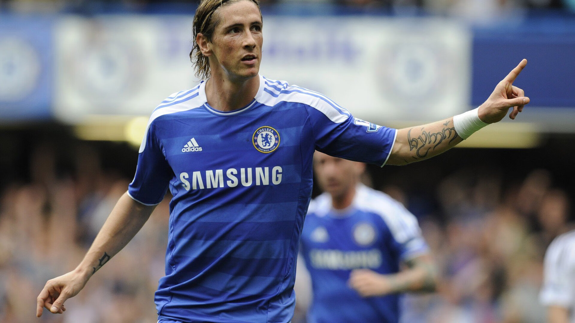 开云·体育官网-霍芬海姆vs法兰克福_ 中场对决，霍芬海姆比赛视频聚胜顽球汇